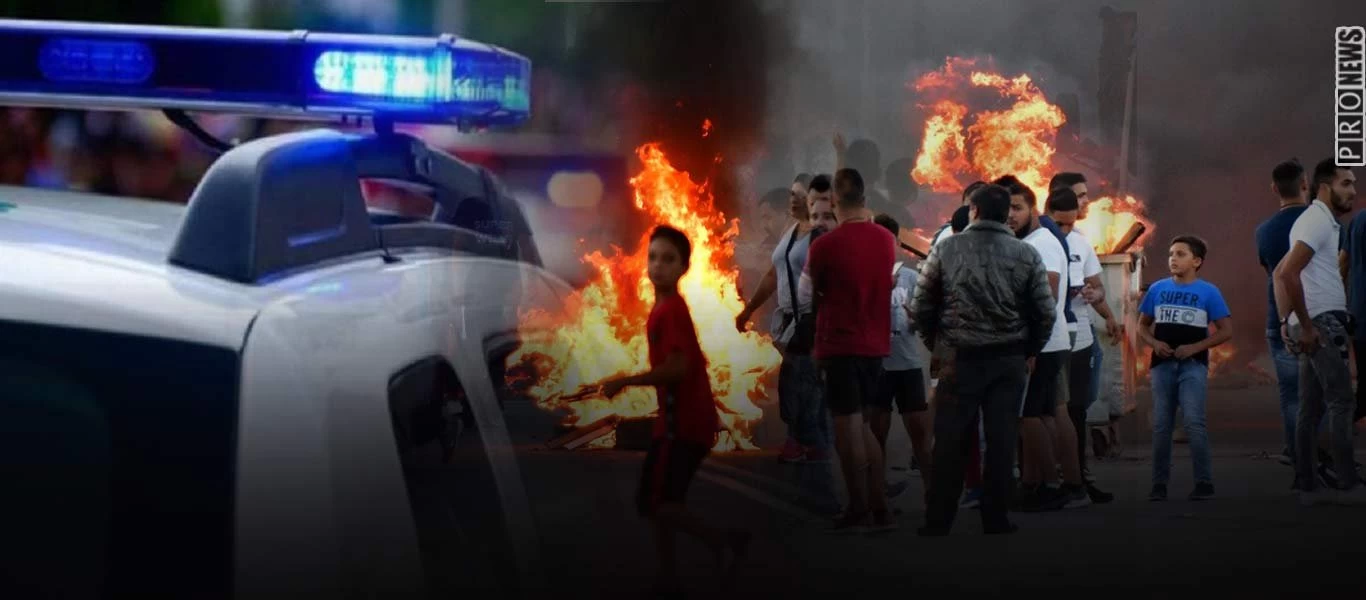 Εξέγερση Ρομά: Στήνουν μπλόκα και βάζουν φωτιές - Κλειστή η Εθνική Οδός Κορίνθου-Πατρών (upd)